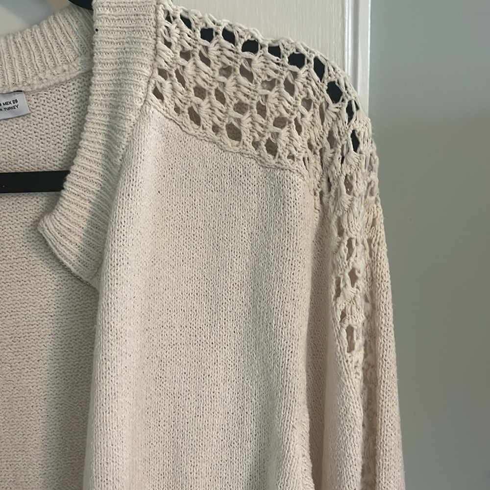 Zara ivory knit zip up bomber jacket sweater with pointelle sleeves sz M - Picture 3 of 6